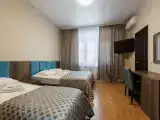 Трёхместный номер Стандарт с балконом