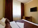 Двухместный номер с 1 кроватью стандарт эконом с одной большой кроватью Queen Size