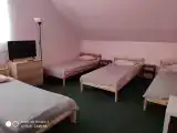 Четырёхместный номер Бюджетный 4х-местный номер с общим санузлом и кухней