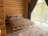 Отдельный дом в двухсекционном доме