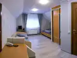 Трёхместный номер Мансардный Коттедж "Хозяин"