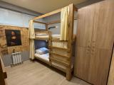 Многоместный смешанный номер кровать в мужском 4-местном номере