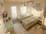 Двухместный номер с 2 отдельными кроватями комфорт (twin) с лоджией и дополнительным местом
