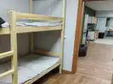 Многоместный мужской номер Общий номер на 8 человек для мужчин