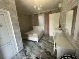 Трёхместный номер комфорт с кроватью размера queen size с доп местом