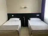 Двухместный номер с 2 отдельными кроватями стандарт без вида (близко к ночному клубу)