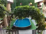 Трёхместный номер комфорт с видом на бассейн