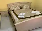 Дом Двухкомнатный коттедж с кухней