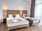 Трёхместный номер комфорт с балконом