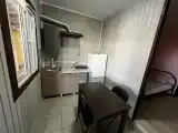 Двухместный номер с 1 кроватью комната с кухней и санузлом