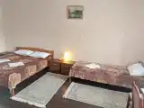 Трёхместный номер Двуспальная кровать и односпальная