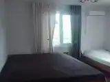 Трёхместный номер стандарт с видом на горы