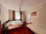 Трёхместный номер стандарт с видом на сад