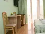 Трёхместный номер стандарт с видом на горы