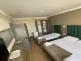 Трёхместный номер стандарт с балконом