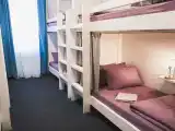 Многоместный женский номер Койко-место в 8-местном женском номере