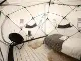 Палатка с 1 двухспальной кроватью на 2 береговой линии