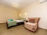 Трёхместный номер 2+1 в мансарде