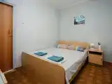 Двухместный номер с 1 кроватью эконом с санузлом
