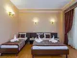 Четырёхместный номер с балконом
