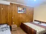 Трёхместный номер Трёхместный номер на первом этаже