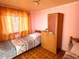 Двухместный номер с 2 отдельными кроватями эконом с видом на горы