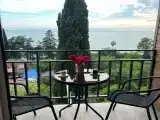 Трёхместный номер с балконом и видом на море (мансарда)