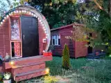 Уютный двухкомнатный домик-бочка