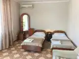 Двухместный номер с 2 отдельными кроватями уединённый просторный с большим балконом и видом на горы