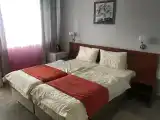 Двухместный номер с 2 отдельными кроватями эконом с видом на море