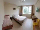 Трёхместный номер стандарт с видом на горы