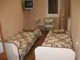 Двухместный номер с 2 отдельными кроватями со всеми удобствами и кондиционером