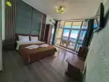 Двухместный номер с 1 кроватью однокомнатный люкс с кухней и видом на море