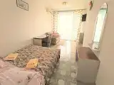 Трёхместный номер студия с видом на море