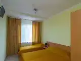 Трёхместный номер стандарт с видом на море