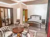 Трёхместный номер полулюкс