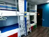 Многоместный мужской номер эконом (душ/туалет общий)
