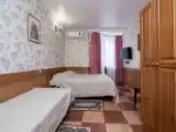 Трёхместный номер эконом-класса