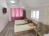 Трёхместный номер люкс с видом на горы