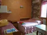 Трёхместный номер с удобствами