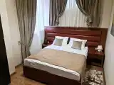Трёхместный номер 203