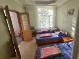 Многоместный мужской номер кровать в 5ти местном