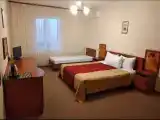 Трёхместный номер полу-скала