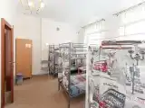 Многоместный смешанный номер Место в 6-местной мужской комнате