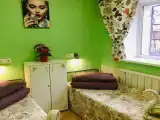 Двухместный номер с 2 отдельными кроватями Двухместный номер с двумя раздельными кроватями и раковиной в номере