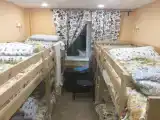 Многоместный смешанный номер общий 8-местный номер