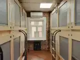 Двухместный номер с 1 кроватью капсула в общем номере для мужчин и женщин