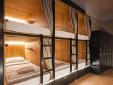 Многоместный смешанный капсула в Big Room
