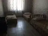 Трёхместный номер стандарт №3, санузел на 2 номера