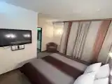 Полулюкс двухместный с 1 кроватью